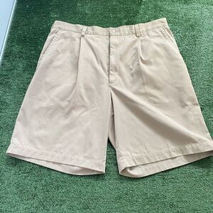 Nike Golf Shorts Golf Chino Flat Front Khaki  Dri-Fit Men's Size 36